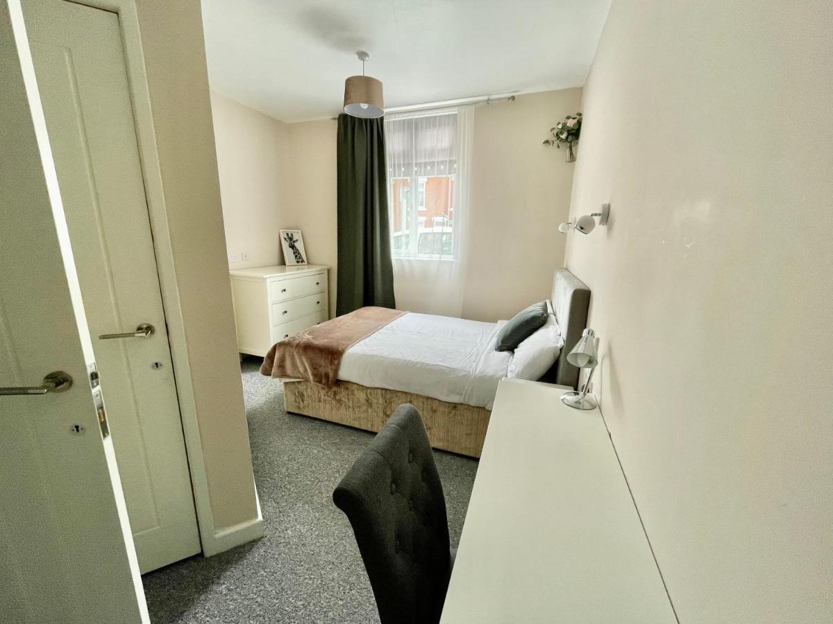 The Corner House - Modern Chesterfield Town Centre Apartments エクステリア 写真