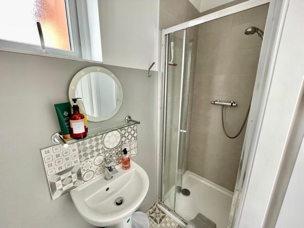 The Corner House - Modern Chesterfield Town Centre Apartments エクステリア 写真